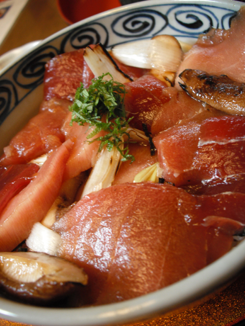 三崎のまぐろ丼